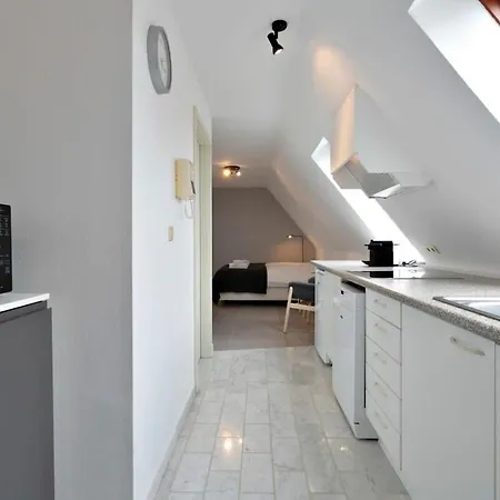 Huswell - Cozy And Roomy With A Homely Feel De Haan